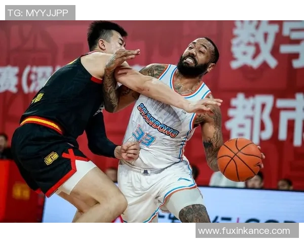 猛龙赛场爆发小插曲,裁判如何处理? 猛龙赛场爆发小插曲,裁判如何处理?